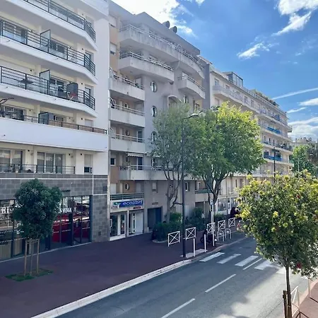 Juan 1 Yourhosthelper * Antibes